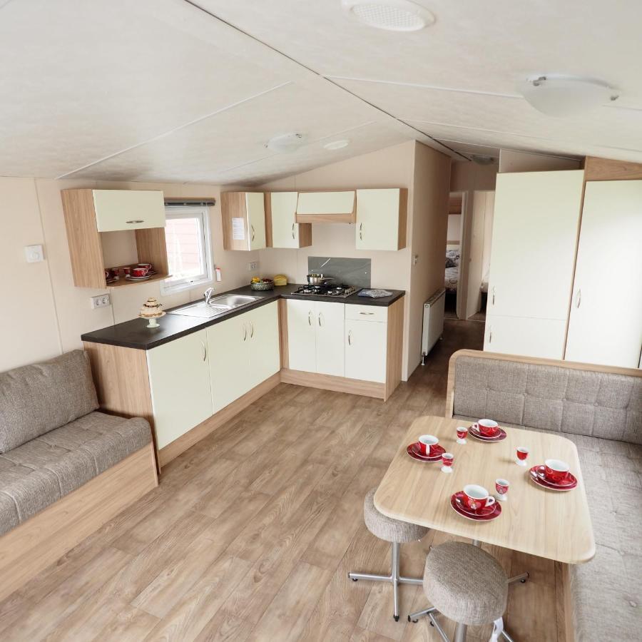Camping De Binnenvaart Superior Chalet Aan de Wolfsberg Extérieur photo