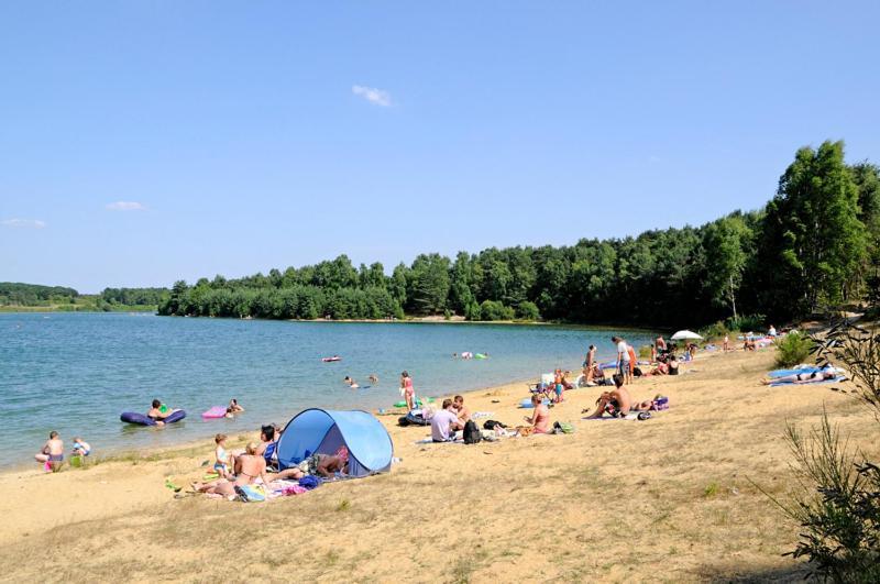 Camping De Binnenvaart Superior Chalet Aan de Wolfsberg Extérieur photo