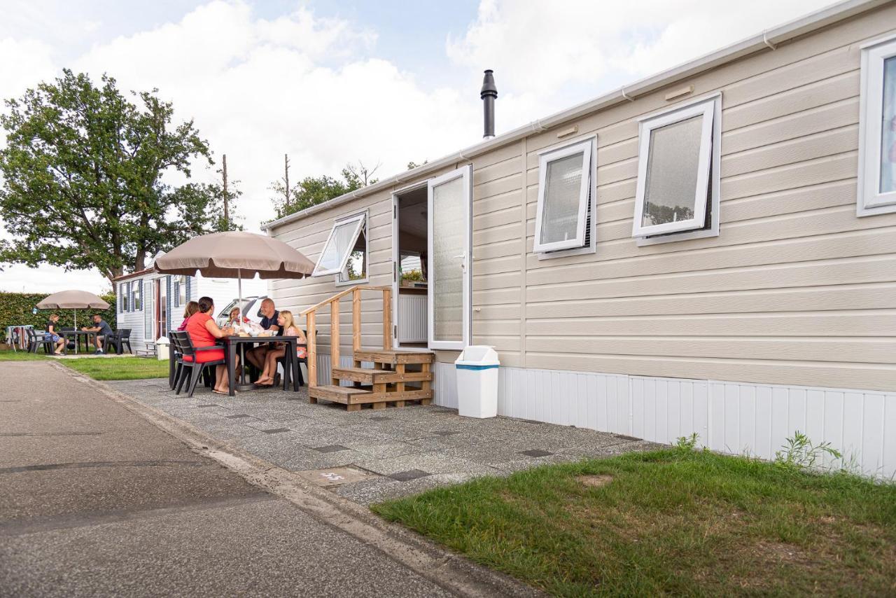 Camping De Binnenvaart Superior Chalet Aan de Wolfsberg Extérieur photo